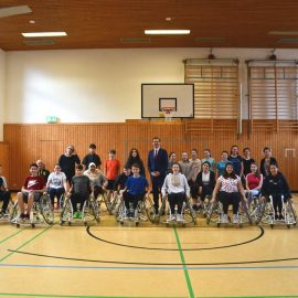 Sportunterricht einmal anders: Rollstuhlbasketball am SBG