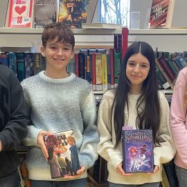 Vorlesewettbewerb der 6. Klassen: Spannendes Finale in der Schulbibliothek